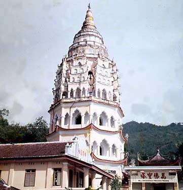 Kek-Lok-Si-Temple-1.jpg