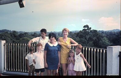 Mount Faber
1969 Singapore. Roy jr. Roy, Kevin, Mary, Marj, Jaquie & Karyn.
Keywords: 1969;Kevin Smith;Mount Faber