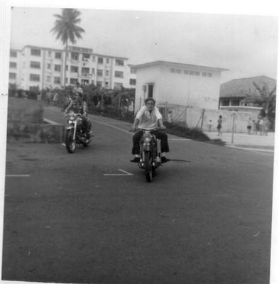 My bro & mate on a pair of old Triumphs
My bro & mate on a pair of old Triumphs
Keywords: Gordon Thompson
