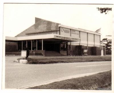 Kent Bowl and Cinema. Dover Rd, Singapore. 1968
Kent Bowl and Cinema. Dover Rd, Singapore. 1968
Keywords: Laurie Bane;Kent Bowl;Cinema;Dover Rd;1968