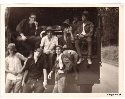 back, Andy, Will, Steve, Jeff, Laurie, front, Colin, Stu, and Pete 1968
Keywords: Laurie Bane;1968
