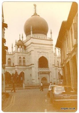 Sultan Mosque,1983
Sultan Mosque, Singapore 1983
Keywords: Sultan Mosque;1983;Laurie Bane