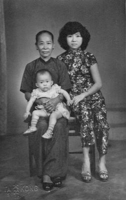 My thanks to Anthony Rickard for this photo.

Chua Boon Hwa, Daughter and Granddaughter.

Here is one of our Amah, Boon Hwa, who looked after my brother and me â€“ and the parents â€“ during our stay in Singapore between 1957 and January 1960, during which time we lived at East Coast Drive, Roseburn Avenue and finally at Lloyd Leas.

Anthony would love to hear from anyone who recognises  Boon Hwa and her family 
Keywords: RAF Changi;Anthony Rickard;Chua Boon Hwa;1957;East Coast Drive;Roseburn Avenue;Lloyd Leas