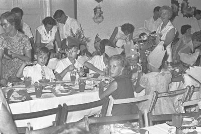 Xmas party in Johore Bahru at the Government Guest House, 1959
Keywords: 1959;Xmas party;Johore Bahru;Government Guest House