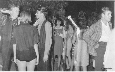 The Hellions
Hellions gig at Gillman Pool in 1965.
Keywords: The Hellions;Gillman Pool;1965;Mike Ludlow