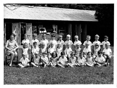 Changi Junior School, 1968.
 I'm standing at the back third from left. The only people I remember are my friends, Jeremy Cheshire and Hugh Lloyd (both in this photo)
Keywords: Changi Junior Scholl;1968;Charles Mannell