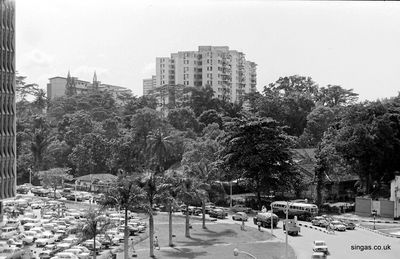 The beginning of Scotts Road
The beginning of Scotts Road, taken from the same viewpoint. Today it is all high-rise blocks on both sides.
Keywords: Bill Johnston;Scotts Road;1967