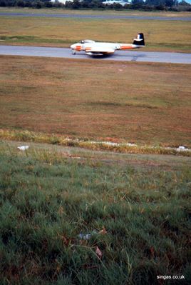 Meteor landing
Keywords: Meteor;RAF Changi
