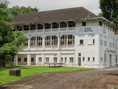 Changi hospital(old)
Taken on my visit Feb 2018 to see my birthplace. Now derelict and weâ€™ll guarded state property. We were approached by the police for even being there taking photos 
