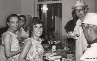 Party At 68 Falkland Road Singapore Sept 67
Party At 68 Falkland Road Singapore Sept 67

Left to right â€“ Flo Slora, Agnes Blyth, Sheila Henry, ?, George Scoble, ?
Keywords: Falkland Road;1967;Flo Slora;Agnes Blyth;Sheila Henry;George Scoble