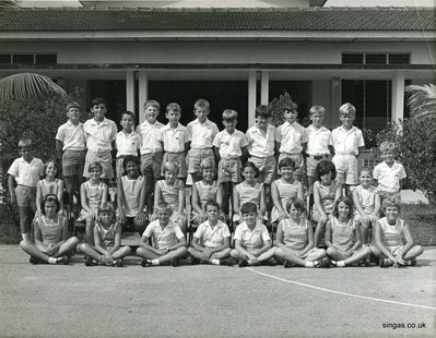 Tengah Primary School 1970
Many thanks to Karen Jessop for this photo.  She said "My RAF Tengah school photo that I THINK is 1970 (some of the boys are in your 1970 Cricket Team photo so this may help confirm the year?).  I have a few names in my head but not sure if I am correct â€“ Penny Strong, Fiona, Laura (who had a sister called Morag), Lesley ........ sorry no boys names!

Iâ€™m sitting 2nd row middle girl â€“ KAREN JESSOP  I have a brother Michael Jessop and a sister Julie Jessop.  Parents - Warrant Officer Charles Keith Jessop and mother Cynthia Jessop. 

We spent 4 years in Singapore returning to the UK, RAF Wittering in 1971."
Keywords: Tengah Primary School;1970;Karen Jessop;Penny Strong
