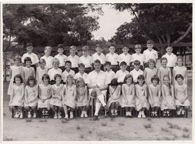 RNS Class 3A 1965/66 Teacher - Mr Nutter
I am front row third from the right, and was at the Royal Naval School in Singapore from 1964 to 1967.
Keywords: RNS;Royal Naval School;Mr Nutter;Christine Thompson;Class 3A;1965