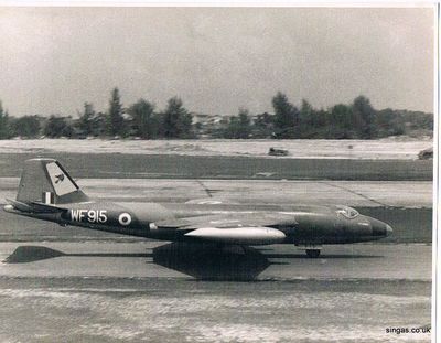 Canberra. 75 Sqn. RNZAF. 1960
Keywords: Canberra;75 Sqn;RNZAF;1960;Alan Mudge;RAF Tengah