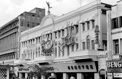 Robinsons geared up for the festive season
Raffles  Place, Christmas 1968, with the original Robinsons geared up for the festive season.
Keywords: Bill Johnston;Raffles Place;1968;Robinsons;1968