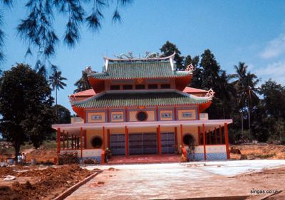Temple (in colour)
Newly built temple nr Jalan Chempaka Puteh
