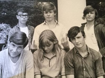 Old Friends- Sussex Estate
back row - Ken Thomas, Mick Burwell and Shayne Terry,
Front row - unknown, Carol Webb, unknown
Keywords: Ken Thomas;Mick Burwell;Shayne Terry;Sussex Estate;Carol Webb