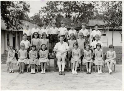 Royal Naval School
Thanks to Angela Jackson for this photo.  Angela said "RN School Singapore 1964-67 Can't remember the teacher's name. I am in the front - 1st in the row."
Keywords: RN School;Angela Jackson