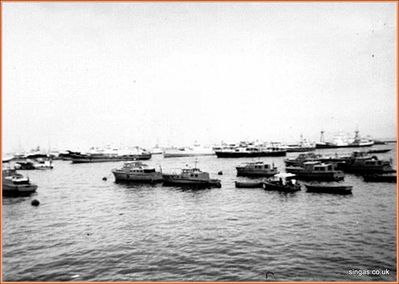 Singapore Harbour 1964
Keywords: Harbour;1964