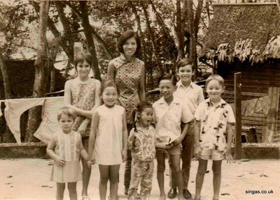 At Sue's kampong, Yew Tee village with our neighbour's children, the Bowens.
Keywords: Yew Tee;Bowens;Lucy Childs