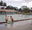 Singapore_1958-9_-_032_-_Swimming_at_RAF_Selatar.jpg