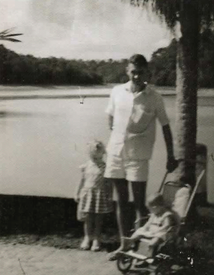 Macritchie Reservoir
Dad , Me and Little Sister
