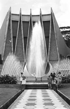 National-Theatre-Singapore
