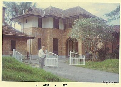 107 Wellington
Our house in the Naval Base opposite the Dockyard swimming pool, tennis courts & football pitch
Keywords: Lou Watkins;107 Wellington;Naval Base