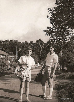 Denis and myself off to school, 1966
Denis and myself off to school, 1966
Keywords: Denis Neill;David Neill;1966