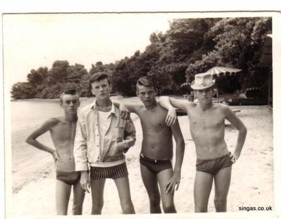 John Webb, Terry, Marty Wilmot, Mick Quick, Blacka Mati beach. 1966
John Webb, Terry, Marty Wilmot, Mick Quick, Blacka Mati beach. 1966
Keywords: Laurie Bane;John Webb;Marty Wilmot;Mick Quick;Blacka Mati;1966