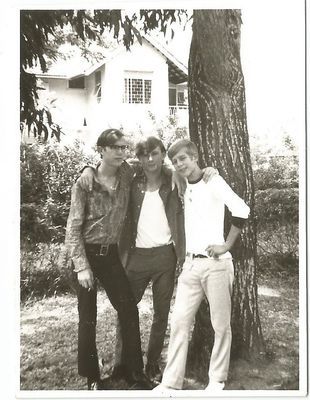 Tom, Shayne and Ian
Taken in Tom O'Brien's back garden. Left - Tom, middle - Shayne Terry, right - Ian Vale.
Keywords: Tom O&#039;Brien;Shayne Terry;Ian Vale