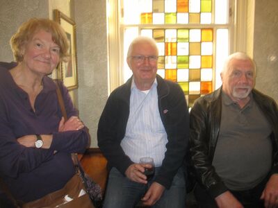 Singapore Schools Reunion - Chandos Pub 26-03-2022
Marilyn, Derek Reed and Phil Melhuish.
