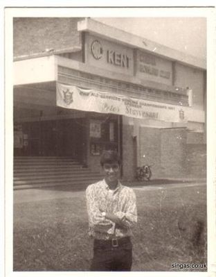 Laurie Bane, Kent Bowl, Singapore 1968
Laurie Bane, Kent Bowl, Singapore 1968
Keywords: Laurie Bane;Kent Bowl;1968