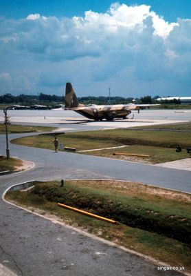 48 Sqn Hercules
Keywords: Hercules;48 Sqn;RAF Changi