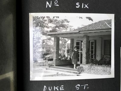 Airforce bungalow
6 Duke Street, Seletar....my Mum months pregnant with me
