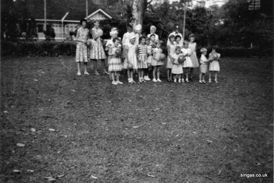 Tanglin House 1958
Tanglin House - (on the back of the photograph my late mother wrote Louisâ€™s birthday party 1958)
Keywords: Tanglin House;1958