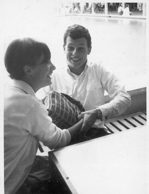 Christine and Stu Parker 1968
Keywords: Stu Parker;Christine McAlinden;1968