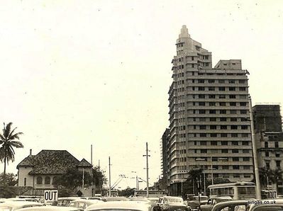 Collyer Quay, Asia Building
Collyer Quay, Asia Building, which was the tallest building then. 1956-58
Keywords: John Simner;Asia Building;Collyer Quay