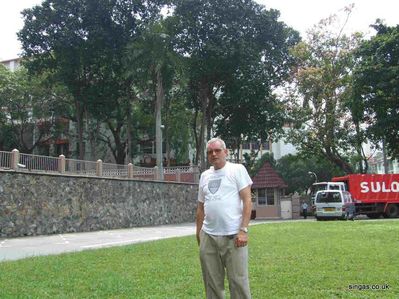  Far East Mansions
This photo is me (Dave P) standing in the grounds of Far East Mansions at roughly the same spot as one of my earlier ones taken in the sixties, that can be seen on this site
Keywords: 2006;Far East Mansions;Dave Papworth