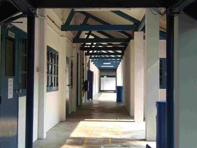 Bourne School 2006
A view along one of the external corridors, not quite sure where
Keywords: Bourne School;2006;Dave Papworth