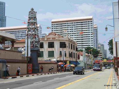 Southbridge road with the Sri Marimann Temple
Southbridge road with the Sri Marimann Temple and the China Town area on the left
Keywords: Southbridge Road;Sri Marimann Temple;China Town