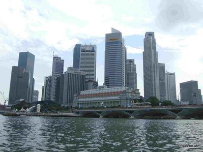 Singapore Skyline 2006
These buildings now dominate the skyline, which the former PO building once did back in the sixties
Keywords: skyline;2006