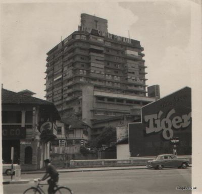 The Cathay Building, Singapore, 1958
Keywords: Neil McCart;The Cathay Building;1958