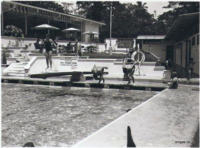 Dockyard Swimming Pool
Keywords: Mike Newman;Dockyard Swimming Pool