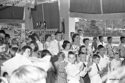 Xmas party in Johore Bahru at the Government Guest House, 1959
Keywords: 1959;Xmas party;Johore Bahru;Government Guest House