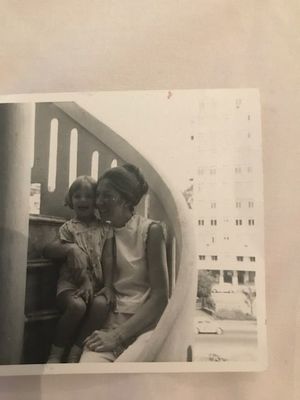 Jane Trattles and Mum
Does anybody recognise the staircase.
Keywords: Jane Trattles