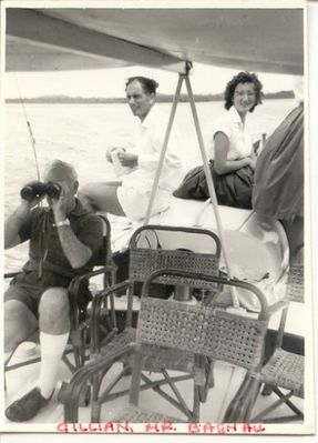 Mr McFarlane with binoculars, and Mr Bagnall
Thanks to Janet Nicholls (now Rees), former head girl of AGS, for this photo.
Keywords: Janet Nicholls;AGS;Mr McFarlane;Mr Bagnall