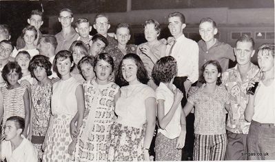 Group of youths at the Nee Soon Garrison Youth Club
Group of youths at the Nee Soon Garrison Youth Club.  I can name many but not all!
Keywords: Nee Soon Garrison Youth Club