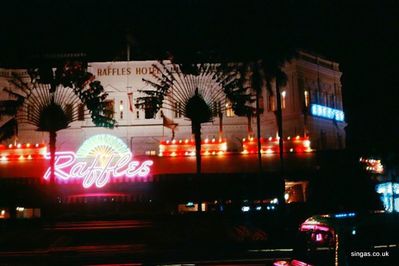 Raffles Hotel by night
Raffles Hotel by night
Keywords: Frank Clewes;Raffles Hotel