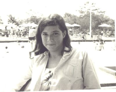 Sandra (Sandy)
Sandra (Sandy)
I can't remember her surname (could be Harrison), but she was the love of my life for at least a week.  Sandy came from New Zealand and attended Bourne School, she also played Hockey for Bourne.  This photo was taken at Dover Road Swimming Pool in 1968.
Keywords: Sandra;Sandy;Bourne School