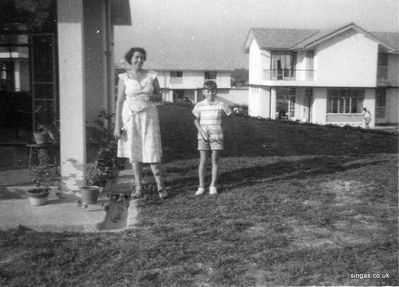 Early days at 18 Folkestone Road
Early days at 18 Folkestone Road. Hedges not grown properly. Sheila and Richard Hughes
Keywords: Medway Park;Folkestone Road;Richard Hughes;Sheila Hughes